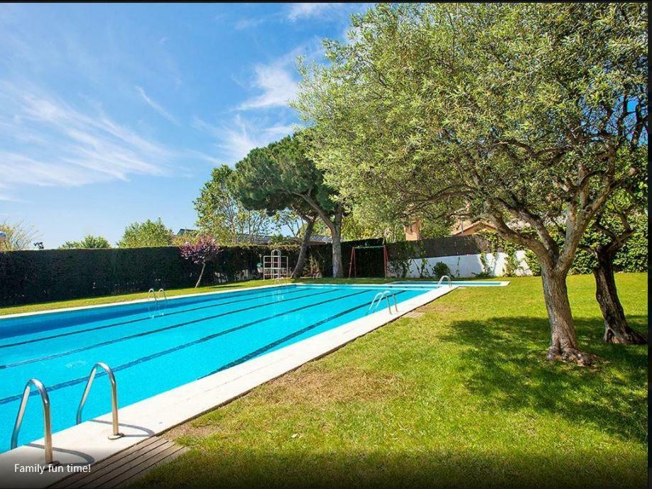 The Hollidays Apartment Calella Esterno foto